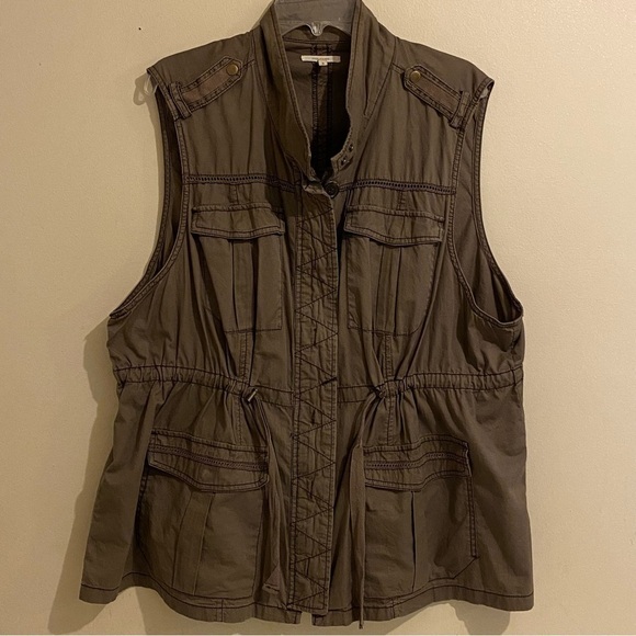 Maurices Women's Size 3 Brown Utility Vest Collared Full Zip/ Button Pockets - Picture 1 of 10